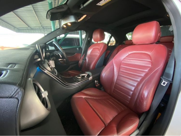 Mercedes-Benz C-Class 2016 C300 Sedan ดีเซล ไม่ติดแก๊ส เกียร์อัตโนมัติ ขาว รูปที่ 2
