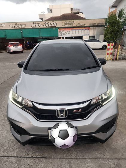 Honda Jazz 2019 1.5 RS i-VTEC Sedan เบนซิน ไม่ติดแก๊ส เกียร์อัตโนมัติ บรอนซ์เงิน