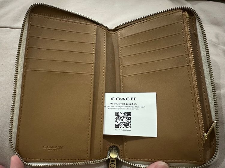 กระเป๋าสตางค์หนังแท้ coach รูปที่ 3