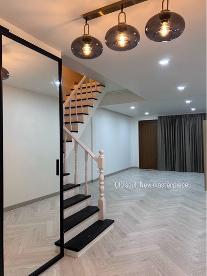 ขายด่วน  ทาวน์เฮาส์รีโนเวทใหม่ทั้งหลัง ใกล้เซ็นทรัลบางนา พร้อมอยู่ (เจ้าของขายเอง)