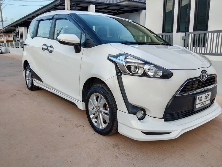 Toyota Sienta 2018 1.5 G Utility-car เบนซิน ไม่ติดแก๊ส เกียร์อัตโนมัติ ขาว