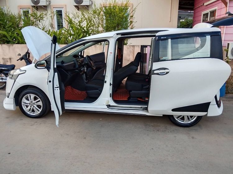 Toyota Sienta 2018 1.5 G Utility-car เบนซิน ไม่ติดแก๊ส เกียร์อัตโนมัติ ขาว