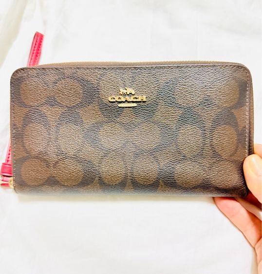 Coach กระเป๋าหนังแท้