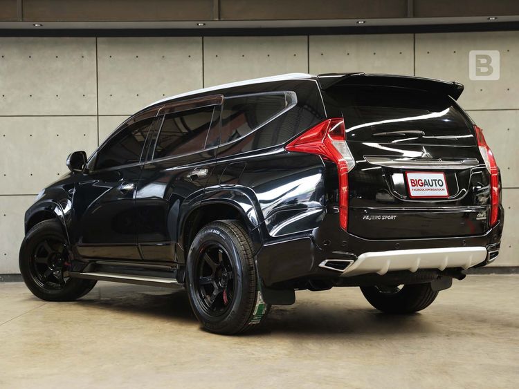 Mitsubishi Pajero Sport 2015 2.4 GT Premium 4WD Utility-car ดีเซล ไม่ติดแก๊ส เกียร์อัตโนมัติ ดำ รูปที่ 4