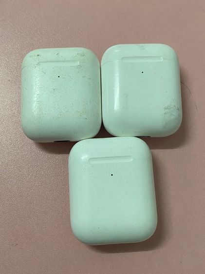 AirPod 2 แท้ ขายเป็นอะไหล่ เปิดติดแต่เชื่อมไม่ได้ ขายรวมทั้งหมดครับ