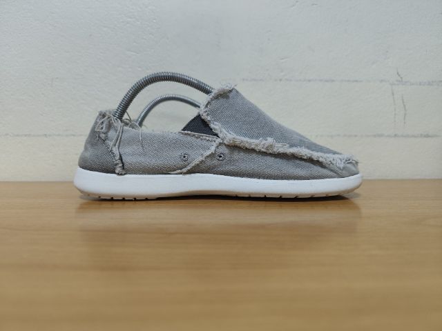หลากสี ผ้าใบ รองเท้าผ้าใบ UK 7.5 | EU 41 1/3 | US 8 CROCS 41.0 M8 แท้ มือสอง