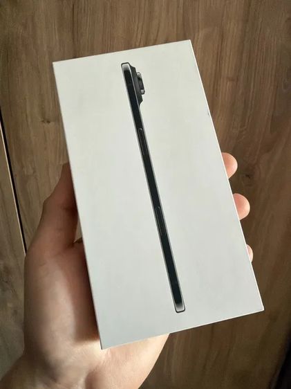 iPhone 17 Air ใหม่เอี่ยมในกล่อง