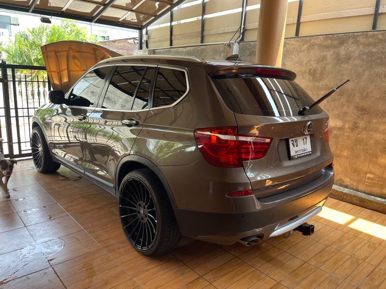 รถ BMW X3 2.0 xDrive20d 4WD สี น้ำตาล