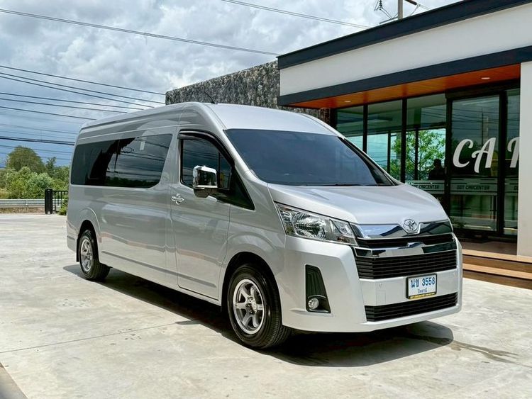 Toyota Commuter 2019 2.8 Van ดีเซล ไม่ติดแก๊ส เกียร์อัตโนมัติ บรอนซ์เงิน รูปที่ 3