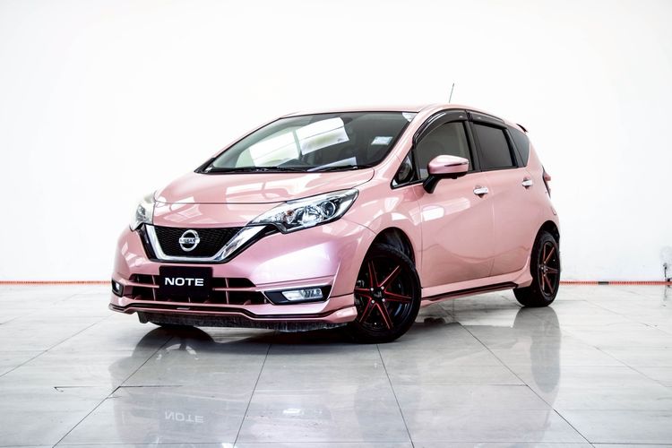 รถ Nissan Note 1.2 VL สี ชมพู
