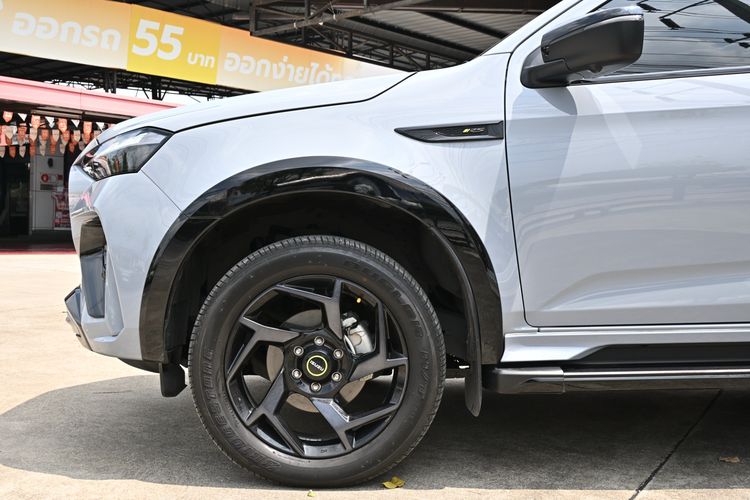 Isuzu รุ่นอื่นๆ 2025 รุ่นย่อยอื่นๆ Utility-car ดีเซล ไม่ติดแก๊ส เกียร์อัตโนมัติ เทา รูปที่ 3