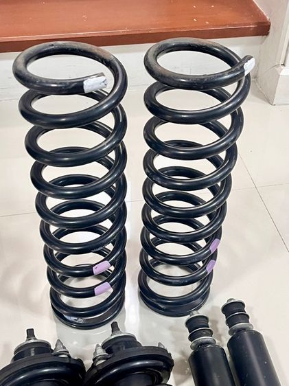 ชุดโช๊ค Fortuner GR Sport ยกชุด หน้า-หลัง พร้อมสปริง ของแท้เดิมโรงงาน รูปที่ 6