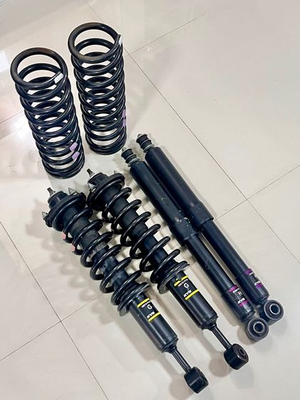 ชุดโช๊ค Fortuner GR Sport ยกชุด หน้า-หลัง พร้อมสปริง ของแท้เดิมโรงงาน รูปที่ 5