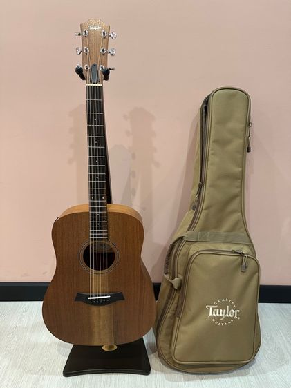 กีต้าร์ไฟฟ้า Taylor BBT-E walnut