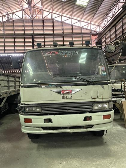 HINO 10  ล้อ ประกาศขายรถบรรทุก ปี37