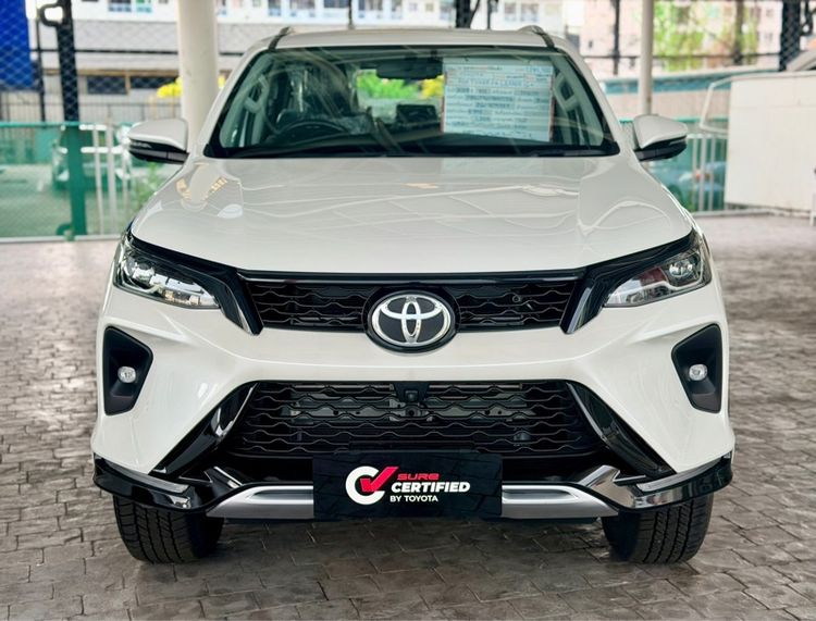  Toyota Fortuner 2.4 Leader 