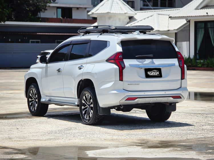 Mitsubishi Pajero Sport 2019 2.4 GT Premium Utility-car ดีเซล ไม่ติดแก๊ส เกียร์อัตโนมัติ ขาว รูปที่ 2