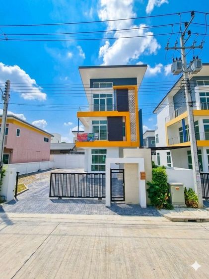 แรร์ไอเทม บ้านเดี่ยว 3 ชั้น หมู่บ้านหลังสวน สาย 4