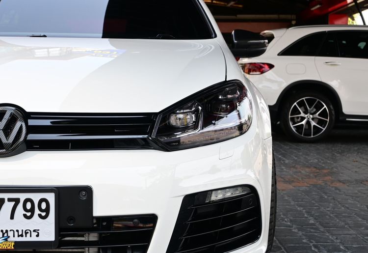 Volkswagen Golf 2017 2.0 GTI Sedan เบนซิน ไม่ติดแก๊ส เกียร์อัตโนมัติ ขาว รูปที่ 4