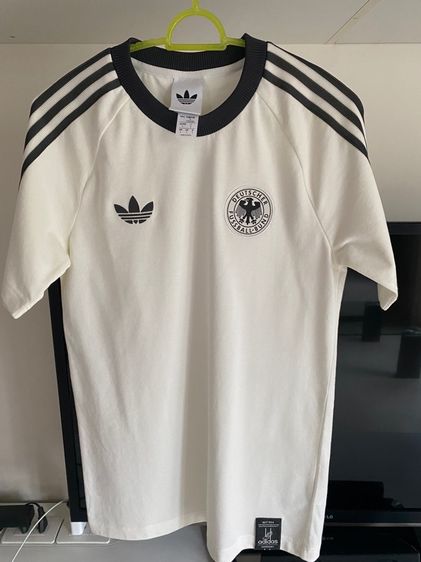 ไม่ระบุ ขาว เสื้อยืด adidas เยอรมัน
