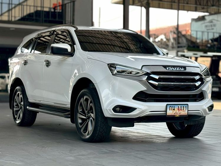 Isuzu MU-X 2021 3.0 Ultimate AT 4WD Utility-car ดีเซล ไม่ติดแก๊ส เกียร์อัตโนมัติ ขาว รูปที่ 2