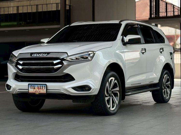 Isuzu MU-X 2021 3.0 Ultimate AT 4WD Utility-car ดีเซล ไม่ติดแก๊ส เกียร์อัตโนมัติ ขาว รูปที่ 3