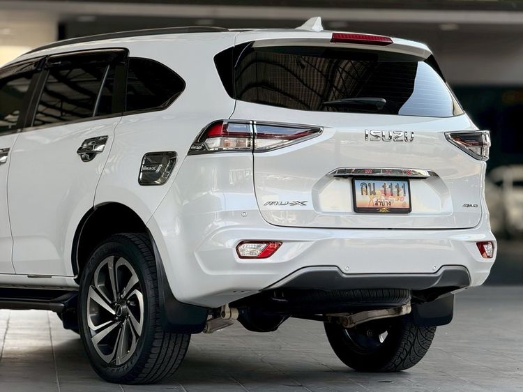 Isuzu MU-X 2021 3.0 Ultimate AT 4WD Utility-car ดีเซล ไม่ติดแก๊ส เกียร์อัตโนมัติ ขาว รูปที่ 4