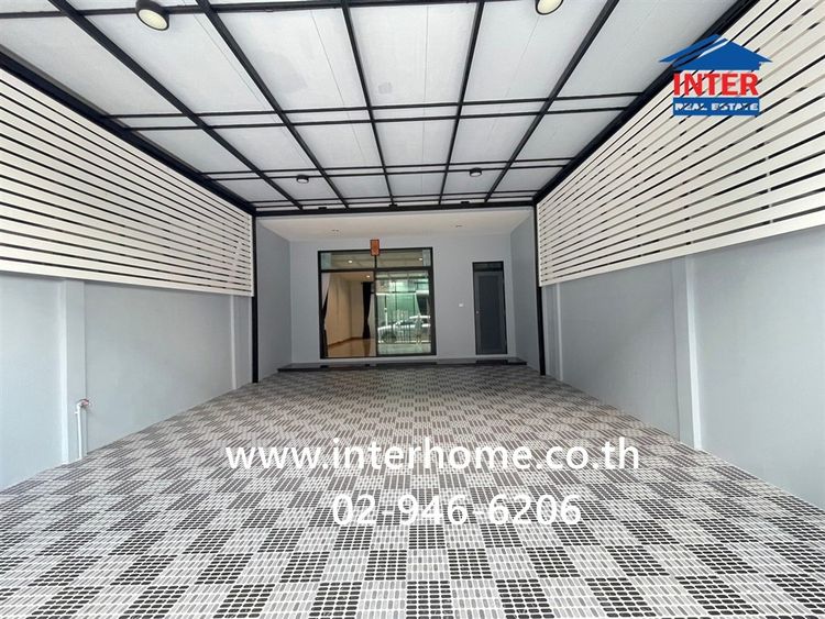 ทาวน์โฮม 3 ชั้น 25.6 ตร.ว. หมู่บ้านนาราคลัสเตอร์ ร่มเกล้า-สุวรรณภูมิ ใกล้บิ๊กซี ฟู้ด เพลส เคหะร่มเกล้า ซอยเคหะร่มเกล้า64 ถนนร่มเกล้า รูปที่ 2