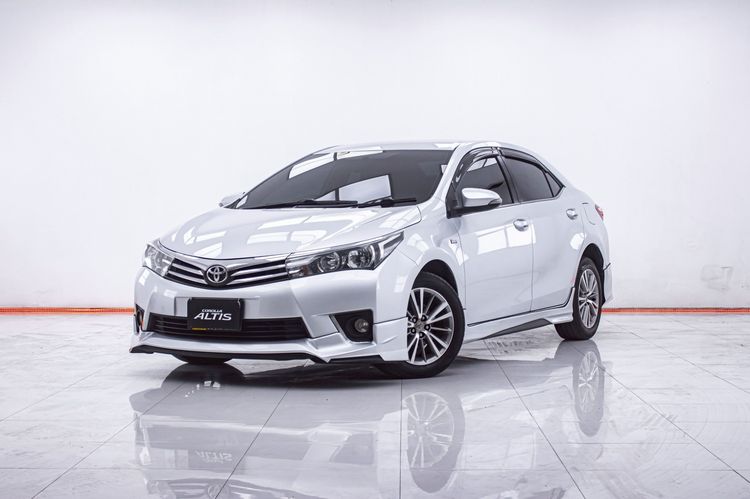 Toyota Altis 2015 1.6 E CNG Sedan เบนซิน NGV เกียร์อัตโนมัติ เทา