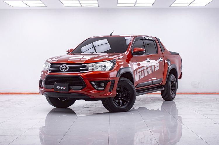 รถ Toyota Hilux Revo 2.4 Prerunner TRD Sportivo สี ส้ม