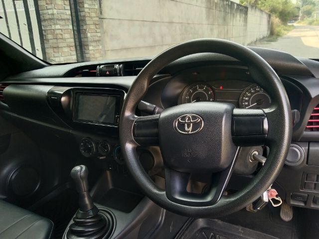 Toyota Hilux Revo 2024 2.8 ENTRY STANDARD CAB ดีเซล เกียร์ธรรมดา เทา รูปที่ 4
