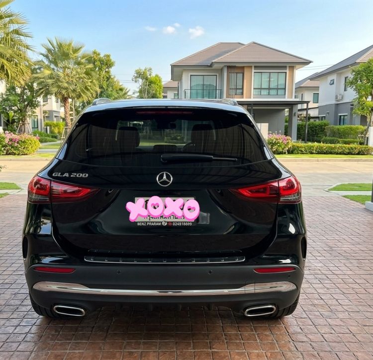 รถ Mercedes-Benz GLA-Class GLA200 สี ดำ