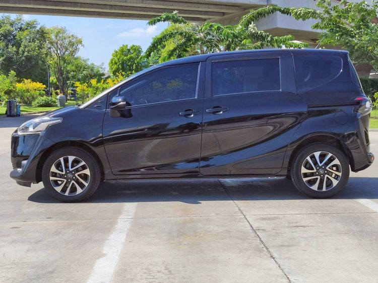 Toyota Sienta 2018 1.5 V Utility-car เบนซิน ไม่ติดแก๊ส เกียร์อัตโนมัติ ดำ รูปที่ 3