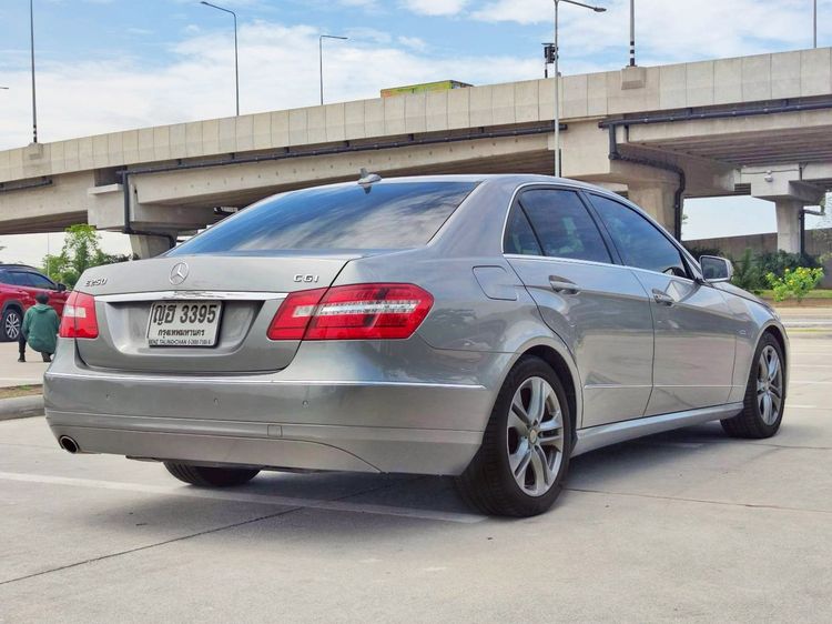 Mercedes-Benz E-Class 2012 E250 CGI Sedan เบนซิน ไม่ติดแก๊ส เกียร์อัตโนมัติ เทา รูปที่ 4