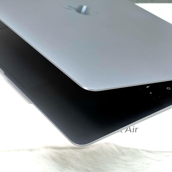 MacBook Air Retina 13 inch 2020 รูปที่ 6