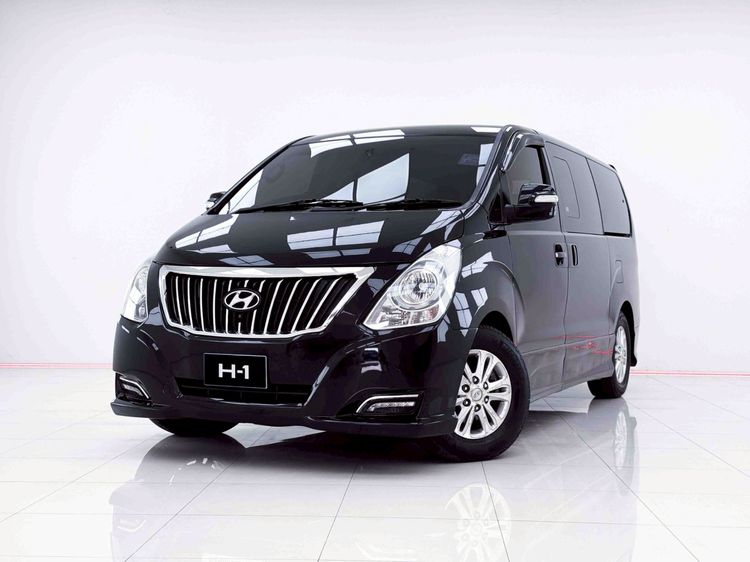 Hyundai H-1  2017 2.5 Deluxe Utility-car ดีเซล ไม่ติดแก๊ส เกียร์อัตโนมัติ ดำ