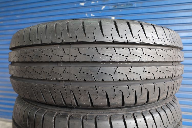 🌺 ยางใหม่ Maxxis รุ่น MCV5 ขนาด 235 65R16 ปี25 รูปที่ 3