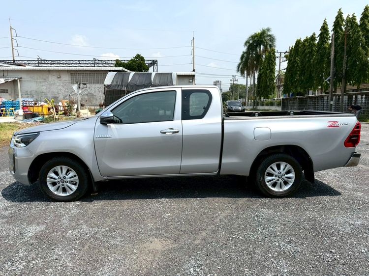 Toyota Hilux Revo 2022 Smart Cab 2.4 Mid Z Edition Pickup ดีเซล ไม่ติดแก๊ส เกียร์ธรรมดา เทา รูปที่ 4