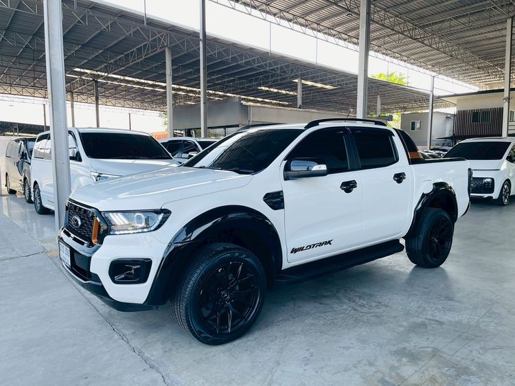 รถ Ford Ranger 2.0 Hi-Rider Wildtrak สี ขาว