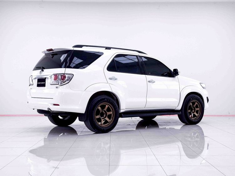 Toyota Fortuner 2013 2.5 V Utility-car ดีเซล ไม่ติดแก๊ส เกียร์อัตโนมัติ ขาว รูปที่ 4