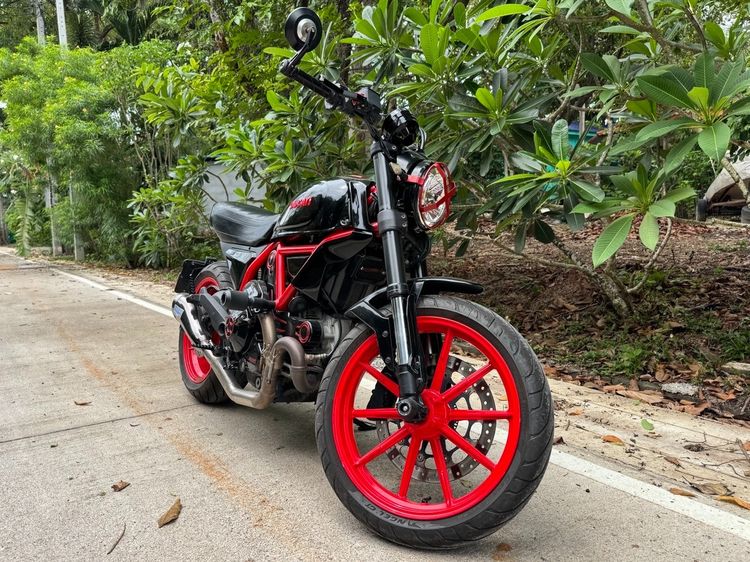 Ducati Scrambler ICON Custom (803cc) 2016 — Rawai Phuket — 15,300 km — like new รูปที่ 4
