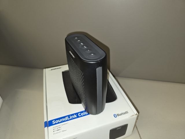 : ลำโพง — BOSE SoundLink Color Bluetooth Speaker