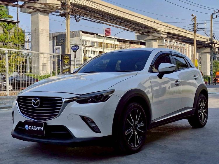 รถ Mazda CX-3 2.0 S สี ขาว