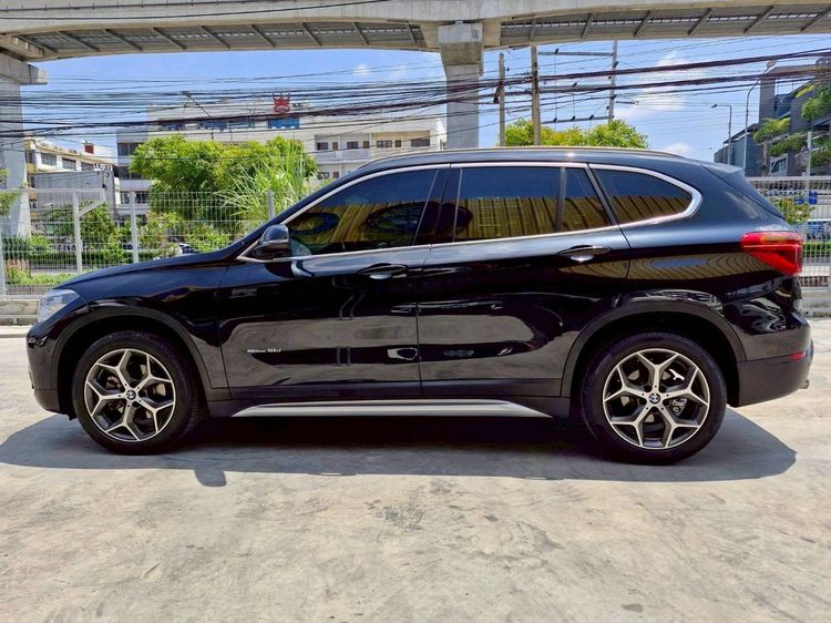 BMW X1 2017 2.0 sDrive18d xLine Utility-car ดีเซล ไม่ติดแก๊ส เกียร์อัตโนมัติ ดำ รูปที่ 4