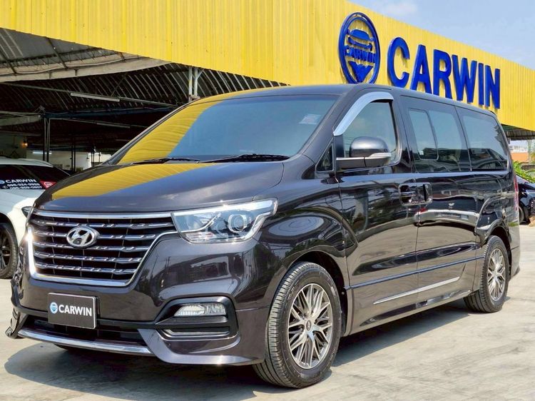 Hyundai H-1  2020 2.5 Deluxe Utility-car ดีเซล ไม่ติดแก๊ส เกียร์อัตโนมัติ น้ำตาล