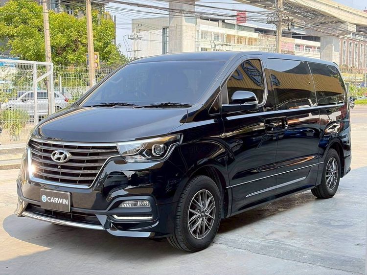 Hyundai H-1  2024 2.5 Elite Utility-car ดีเซล ไม่ติดแก๊ส เกียร์อัตโนมัติ ดำ