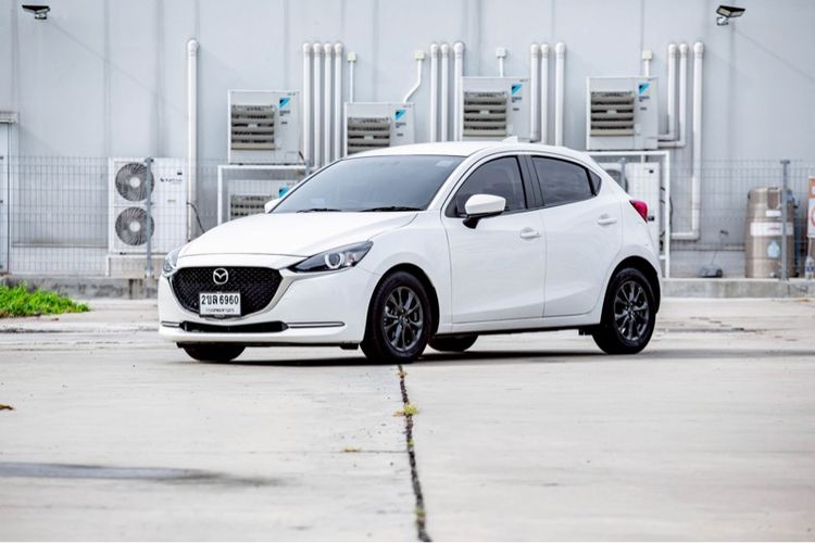Mazda Mazda 2 2022 1.3 SP Sports Sedan เบนซิน ไม่ติดแก๊ส เกียร์อัตโนมัติ ขาว รูปที่ 4