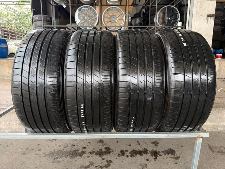 ยางDUNLOP225-50-17 ปี24 ปีแท้ 