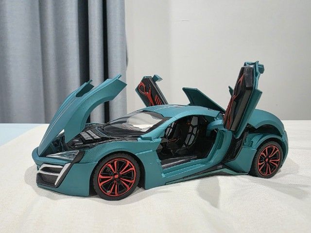 โมเดลรถ W Motors Lykan HyperSport รูปที่ 2