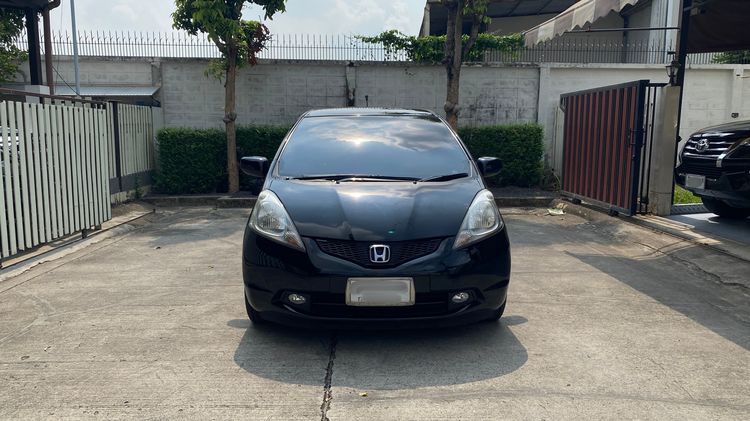 Honda Jazz 2010 1.5 V i-VTEC Sedan เบนซิน ไม่ติดแก๊ส เกียร์อัตโนมัติ ดำ รูปที่ 2